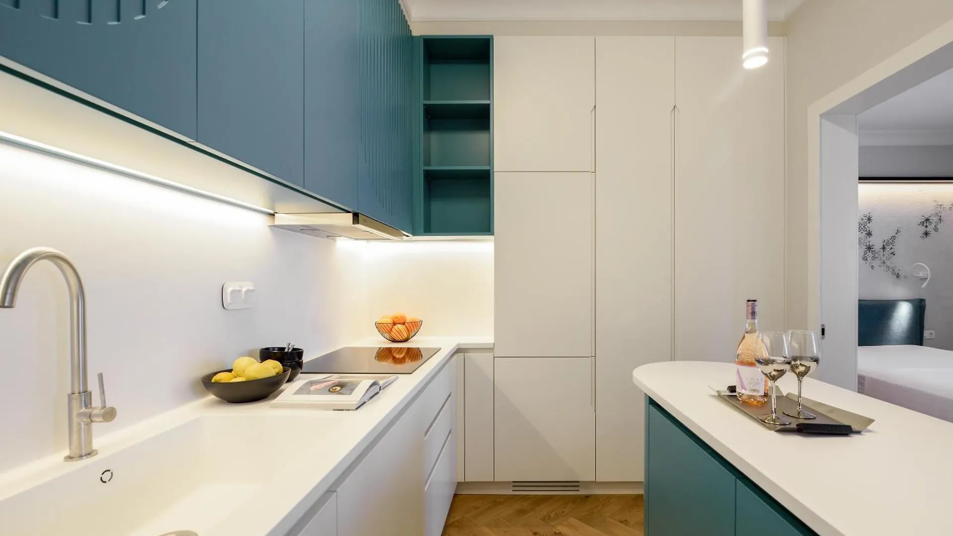 Queen Apartment Thessaloniki By Luxlikehome 0*,  Grecia